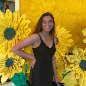 Meet your Posher, Manuela